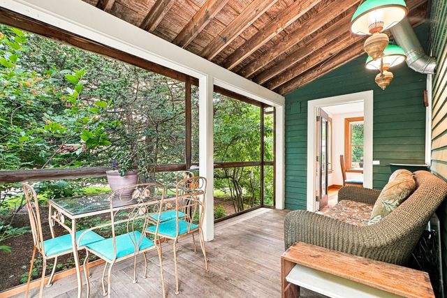 10 Half Moon Hill 10, Acton, MA 01720