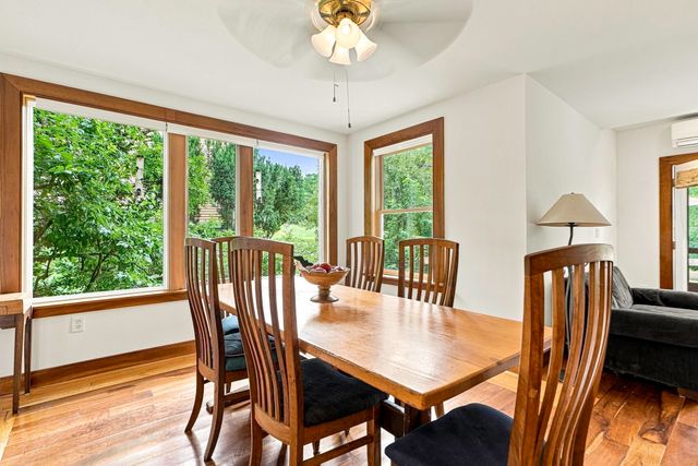 10 Half Moon Hill 10, Acton, MA 01720