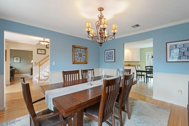 15 Little Tree Rd, Medway, MA 02053