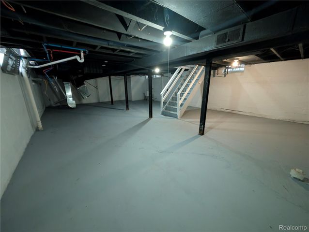 4715 BUCKINGHAM Avenue, Detroit, MI 48224