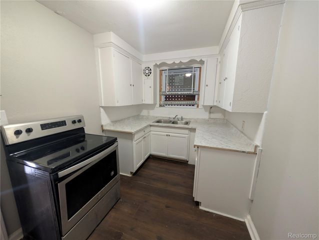 4715 BUCKINGHAM Avenue, Detroit, MI 48224