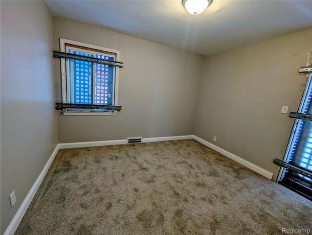 4715 BUCKINGHAM Avenue, Detroit, MI 48224