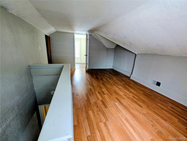 4715 BUCKINGHAM Avenue, Detroit, MI 48224