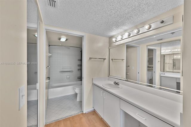 701 SW 142nd Avenue 104S, Pembroke Pines, FL 33027