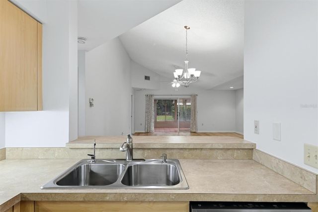 6420 CARRINGTON CIRCLE 35, Sarasota, FL 34238