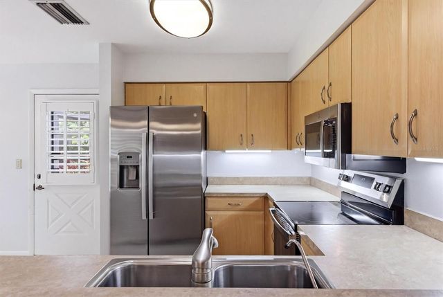 6420 CARRINGTON CIRCLE 35, Sarasota, FL 34238