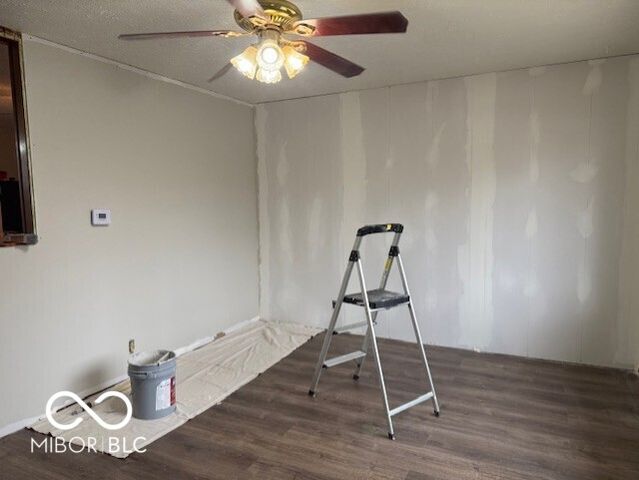 122 Bel Aire Drive, Whiteland, IN 46184