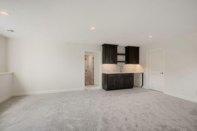1130 136th Street E, Rosemount, MN 55068