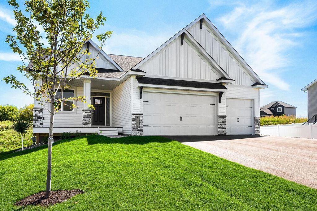 1130 136th Street E, Rosemount, MN 55068