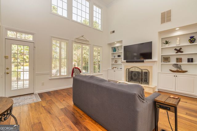 265 Ridgewood Drive, Fayetteville, GA 30215