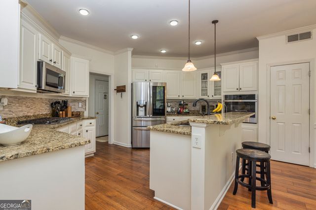 265 Ridgewood Drive, Fayetteville, GA 30215