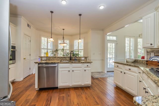 265 Ridgewood Drive, Fayetteville, GA 30215