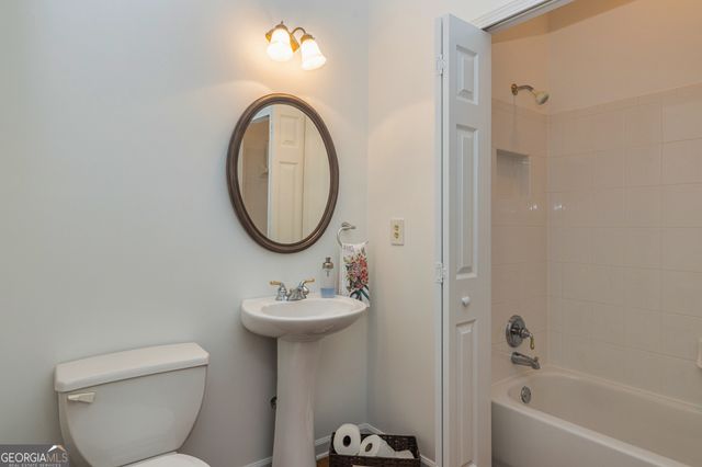 265 Ridgewood Drive, Fayetteville, GA 30215