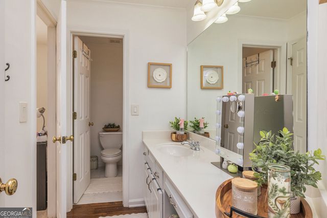 265 Ridgewood Drive, Fayetteville, GA 30215