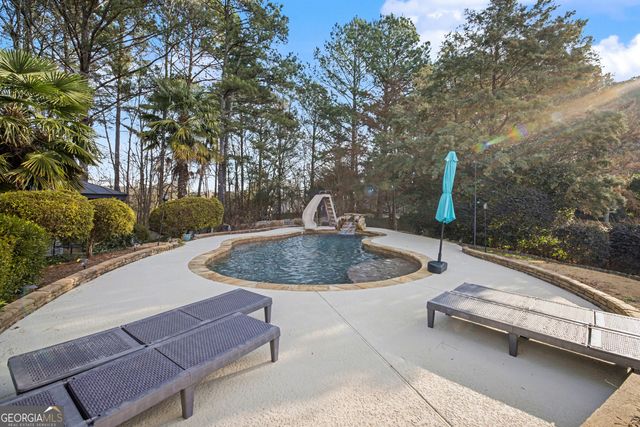 265 Ridgewood Drive, Fayetteville, GA 30215