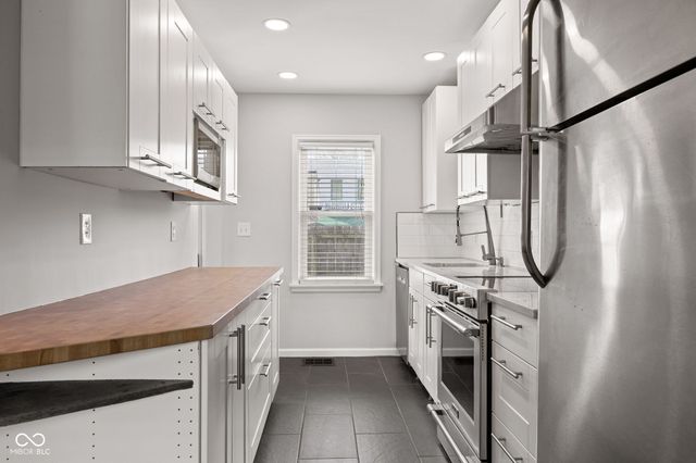 5219 N College Avenue 701, Indianapolis, IN 46220