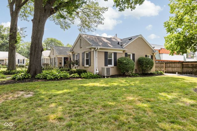 5219 N College Avenue 701, Indianapolis, IN 46220