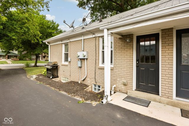 5219 N College Avenue 701, Indianapolis, IN 46220