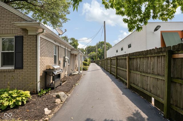 5219 N College Avenue 701, Indianapolis, IN 46220