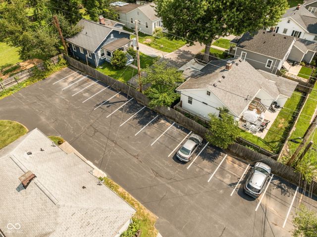 5219 N College Avenue 701, Indianapolis, IN 46220