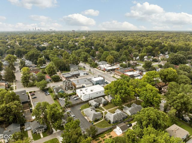 5219 N College Avenue 701, Indianapolis, IN 46220