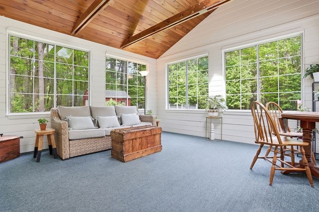 6 Colonial Drive, Westford, MA 01886