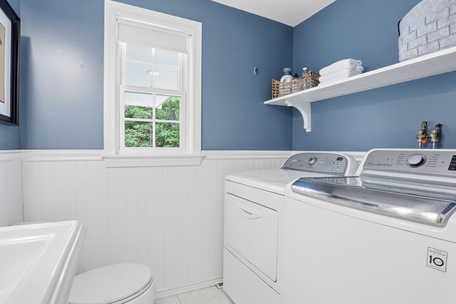 6 Colonial Drive, Westford, MA 01886
