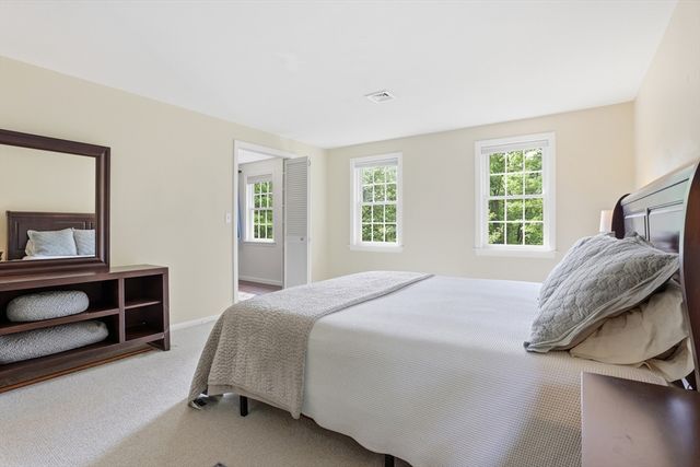 6 Colonial Drive, Westford, MA 01886