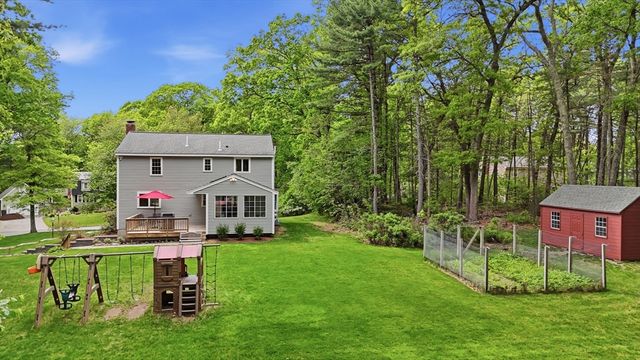 6 Colonial Drive, Westford, MA 01886