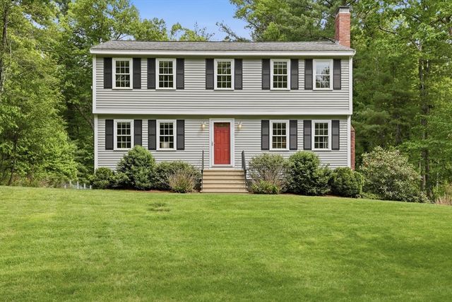 6 Colonial Drive, Westford, MA 01886