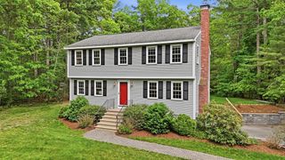 6 Colonial Drive, Westford, MA 01886