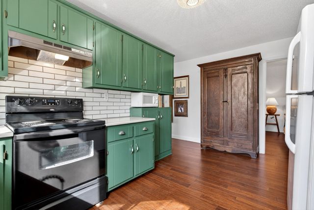 1874 Palmyra Rd, Palmyra, TN 37142