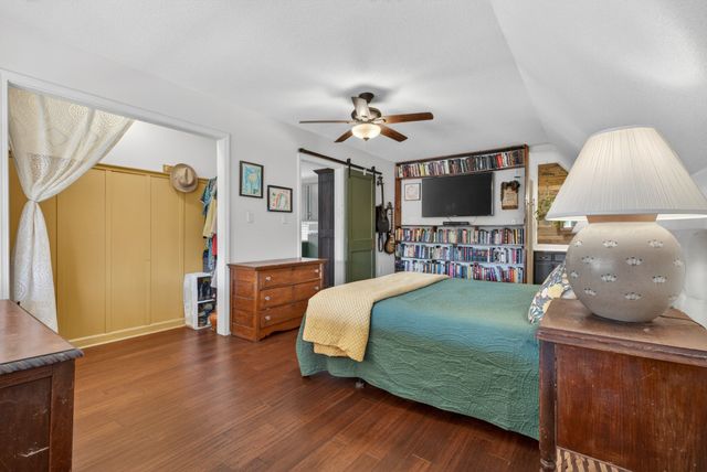 1874 Palmyra Rd, Palmyra, TN 37142