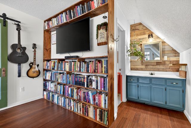 1874 Palmyra Rd, Palmyra, TN 37142