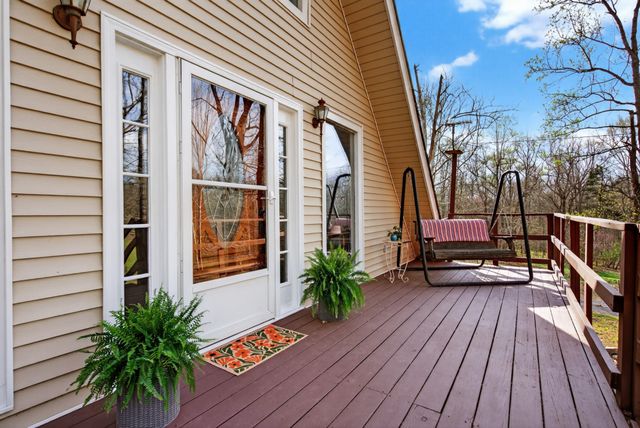 1874 Palmyra Rd, Palmyra, TN 37142