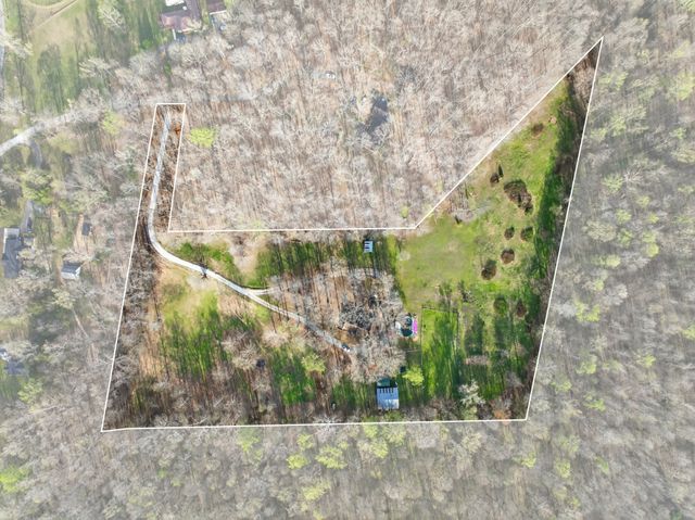 1874 Palmyra Rd, Palmyra, TN 37142