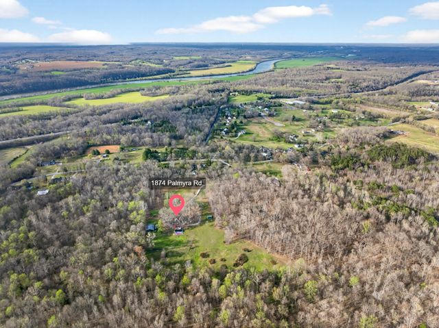 1874 Palmyra Rd, Palmyra, TN 37142