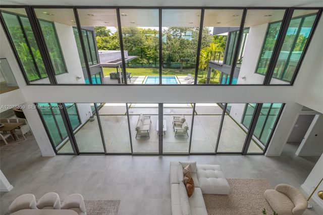 7425 Howard Drive, Pinecrest, FL 33156