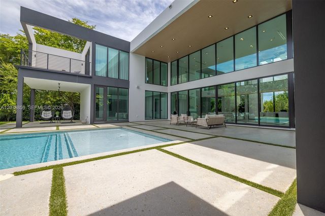 7425 Howard Drive, Pinecrest, FL 33156