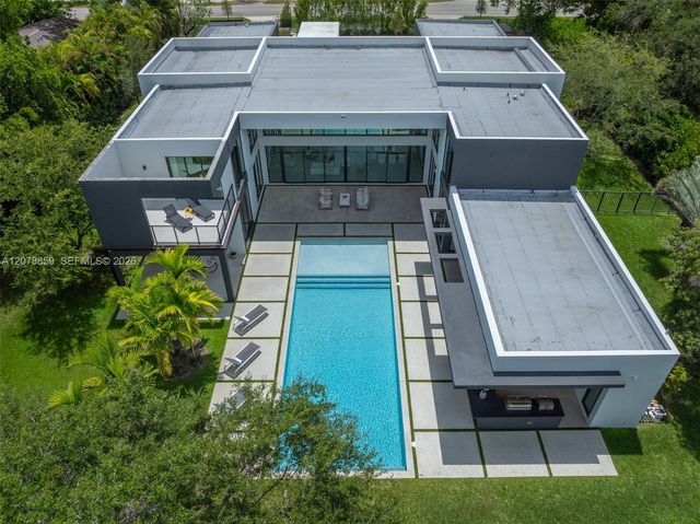 7425 Howard Drive, Pinecrest, FL 33156