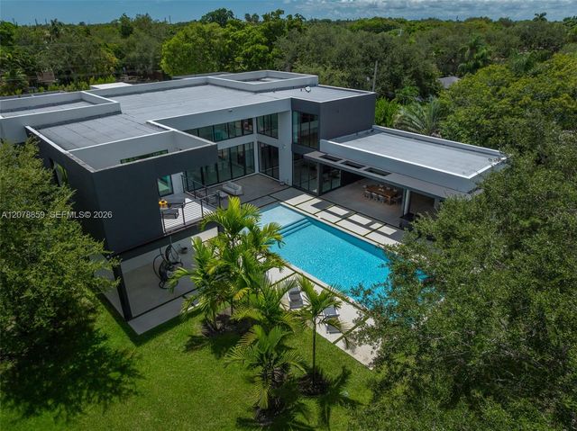 7425 Howard Drive, Pinecrest, FL 33156
