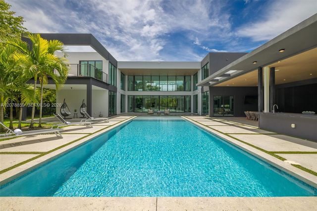 7425 Howard Drive, Pinecrest, FL 33156