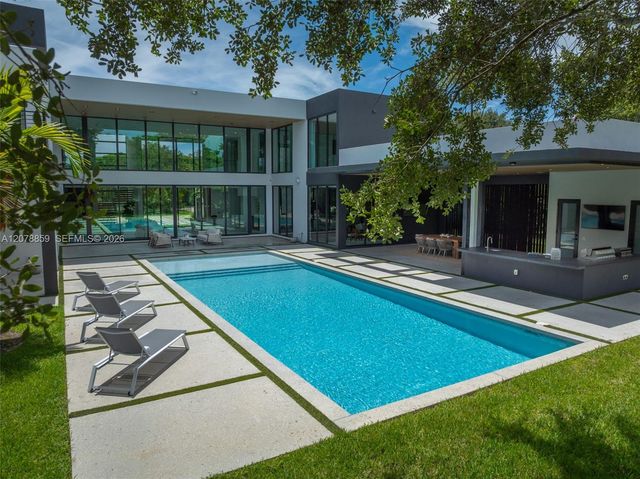 7425 Howard Drive, Pinecrest, FL 33156
