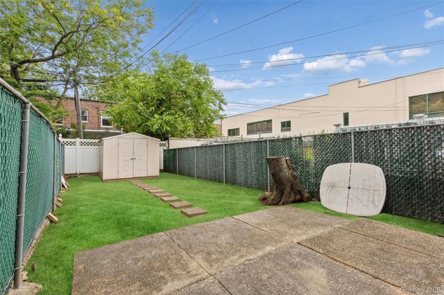 4318 195th Street, Flushing, NY 11358