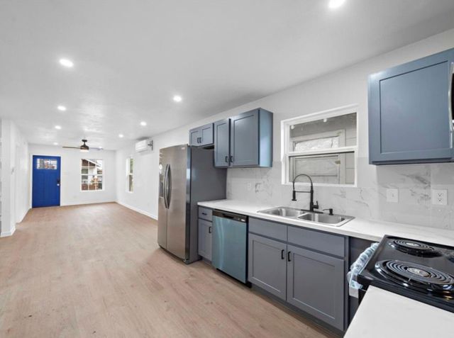 2314 Lucinda Street, Houston, TX 77004