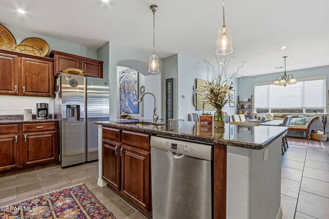 7223 LONGSPUR Drive, El Paso, TX 79911