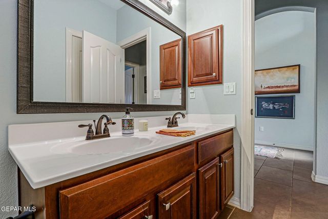 7223 LONGSPUR Drive, El Paso, TX 79911