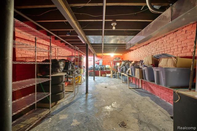 10325 Cadieux Road, Detroit, MI 48224