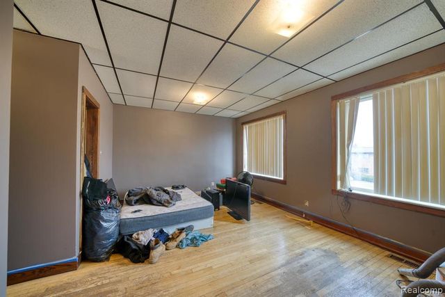 10325 Cadieux Road, Detroit, MI 48224