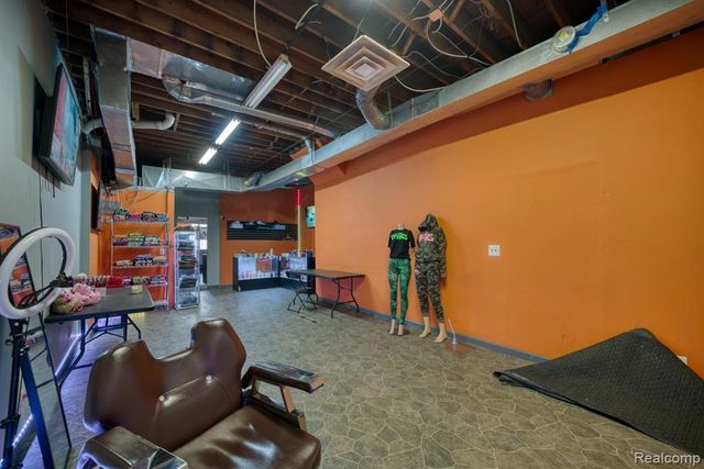 10325 Cadieux Road, Detroit, MI 48224